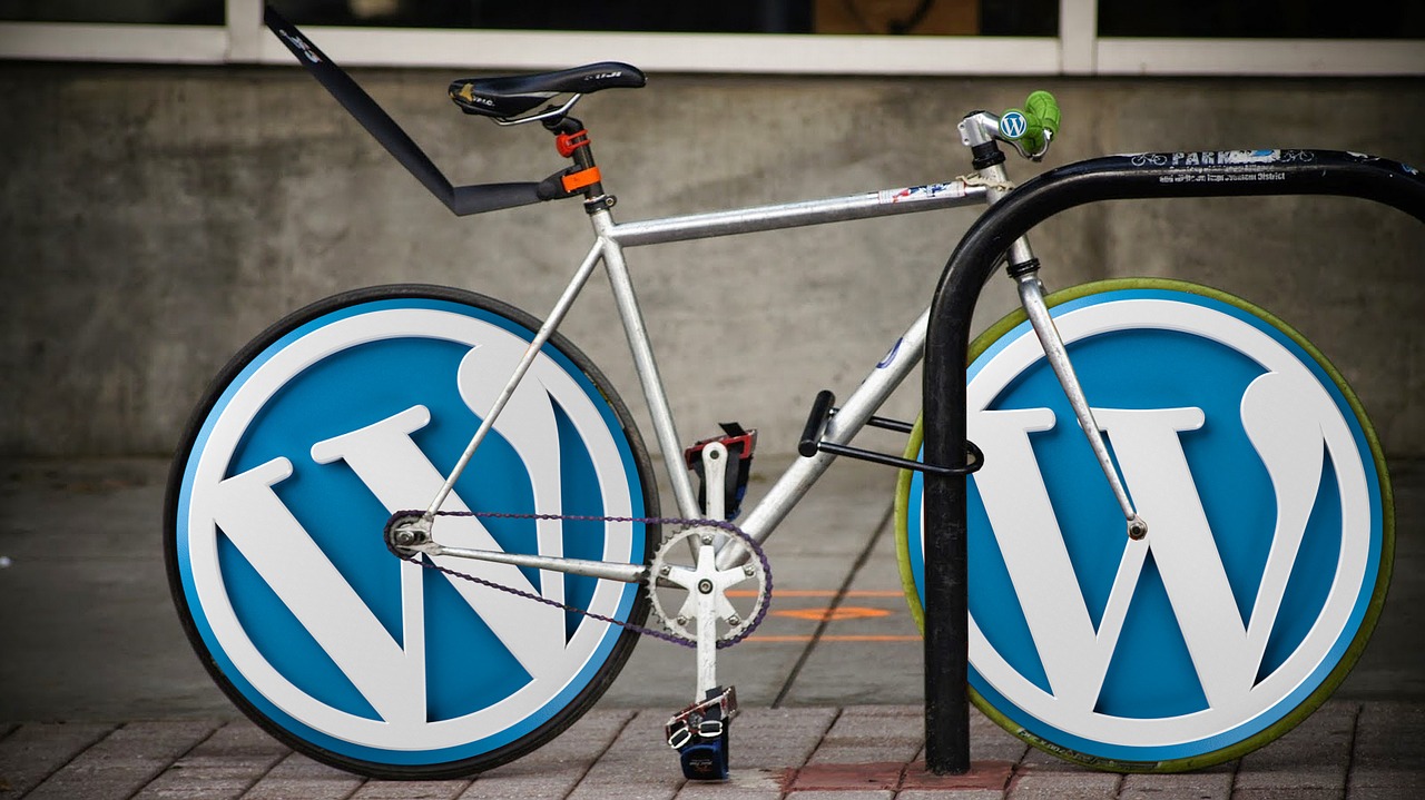 Fahrrad mit WordPress-Rädern